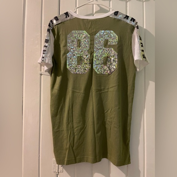 VS. PINK bling tee-small like new - Picture 1 of 9